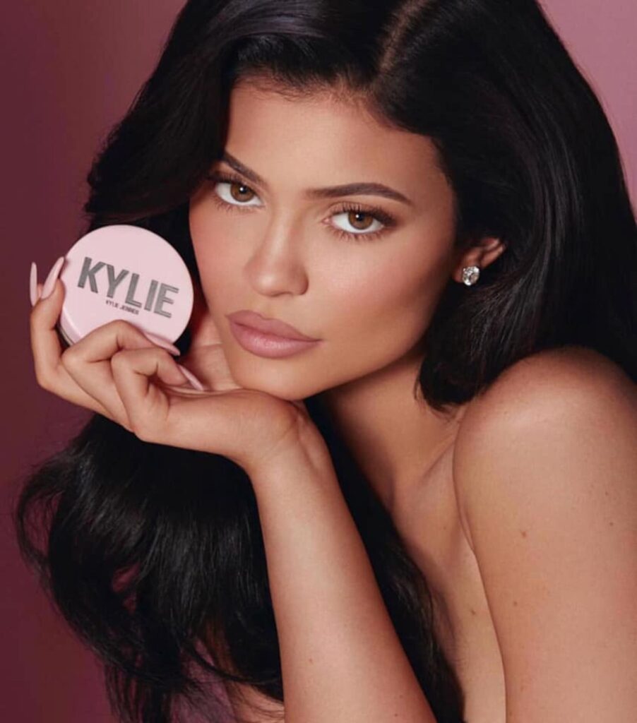 Famosas que tienen su marca de belleza