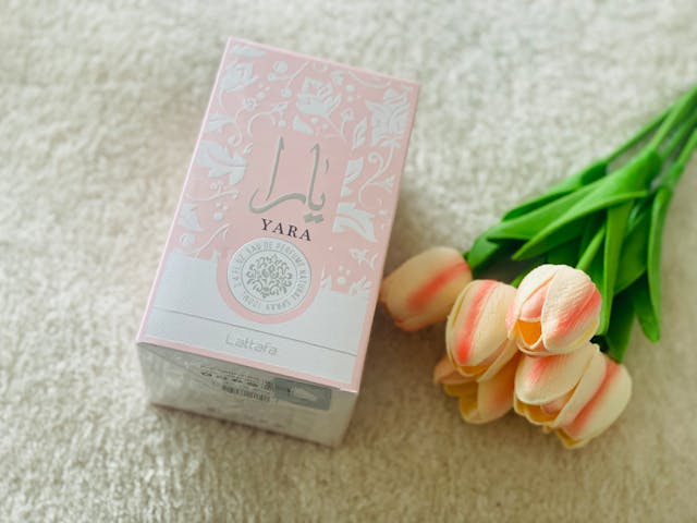 Perfume Yara para mujer