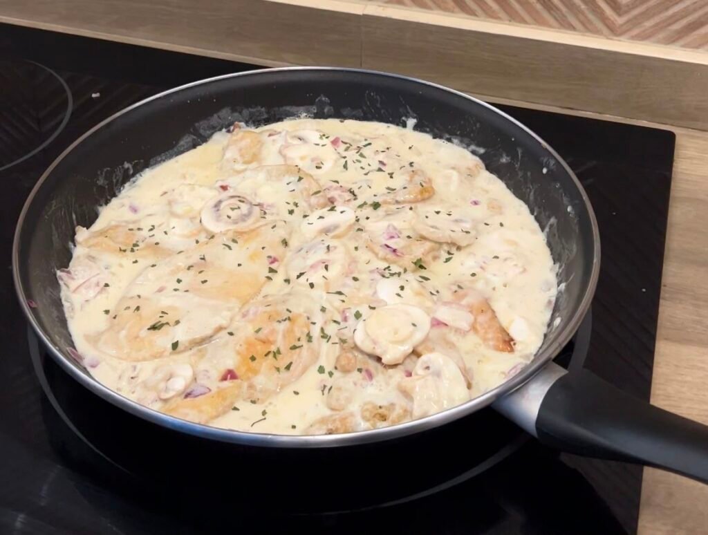 Pollo cremoso